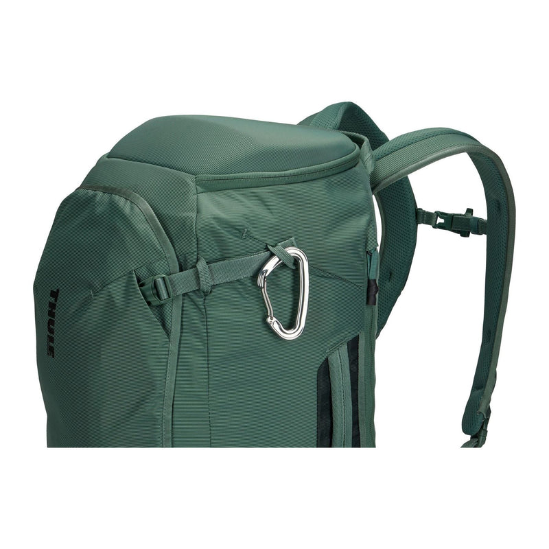 Thule Landmark 40L travel pack hazy green