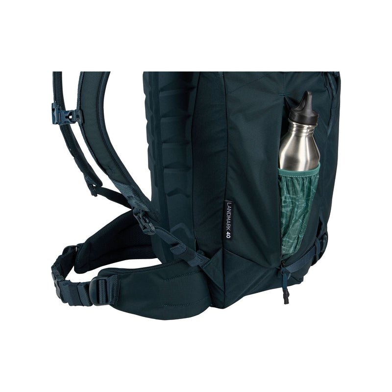 Thule Landmark 40L travel pack darkest blue