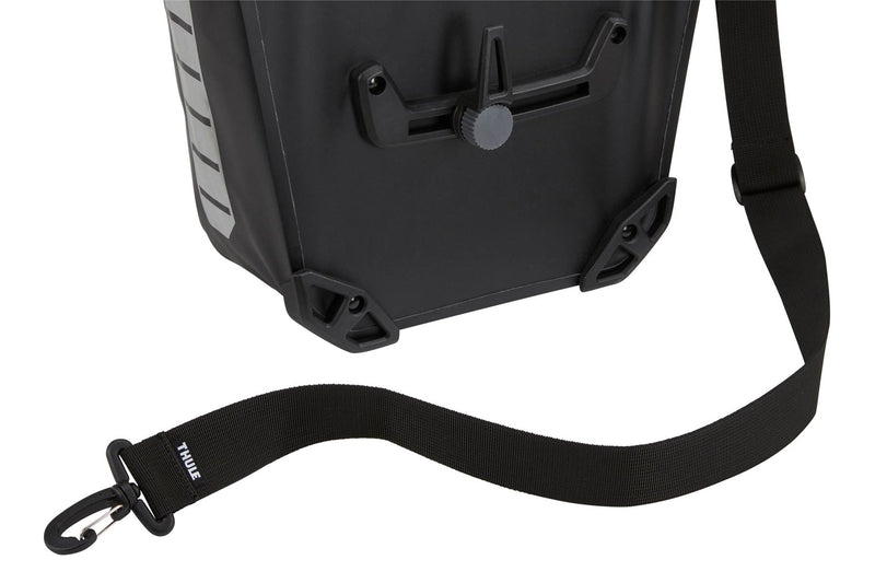 Thule Shield pannier 17L black Pannier