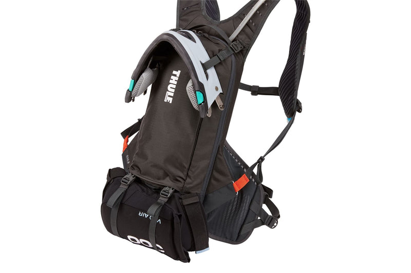 Thule Rail hydration pack 8L obsidian grey Hydration pack - Thule - My Roof Bars