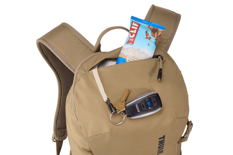 Thule AllTrail 18L daypack with rain cover Faded Khaki tan