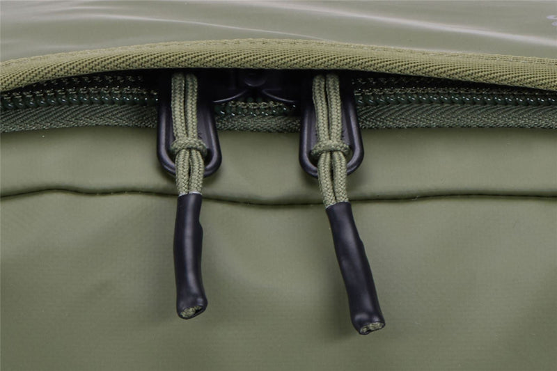 Thule Chasm 30L duffel bag olivine green