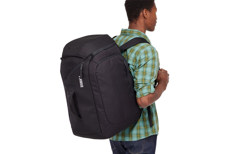 Thule RoundTrip snowboard and ski boot backpack 60L Black