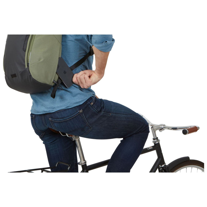 Thule Paramount Commuter Rucksack 18L Olivine Green Cycling Backpack