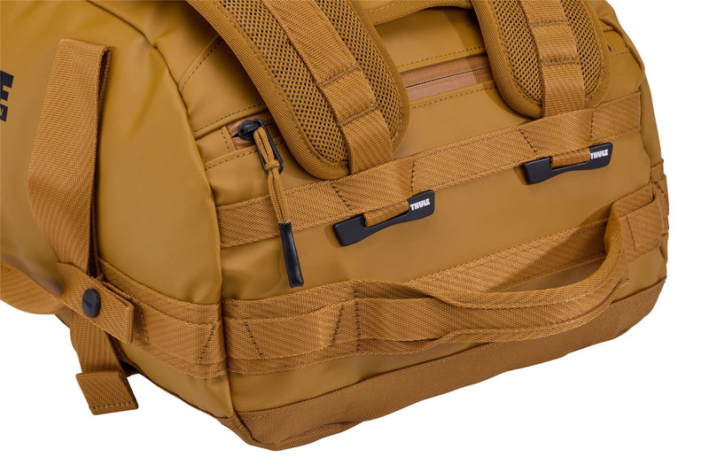 Thule Chasm 30L duffel bag golden brown
