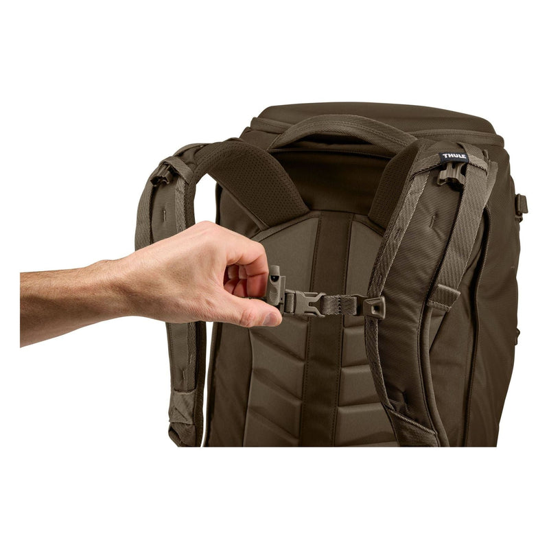 Thule Landmark 70L travel pack deep khaki - Thule - My Roof Bars