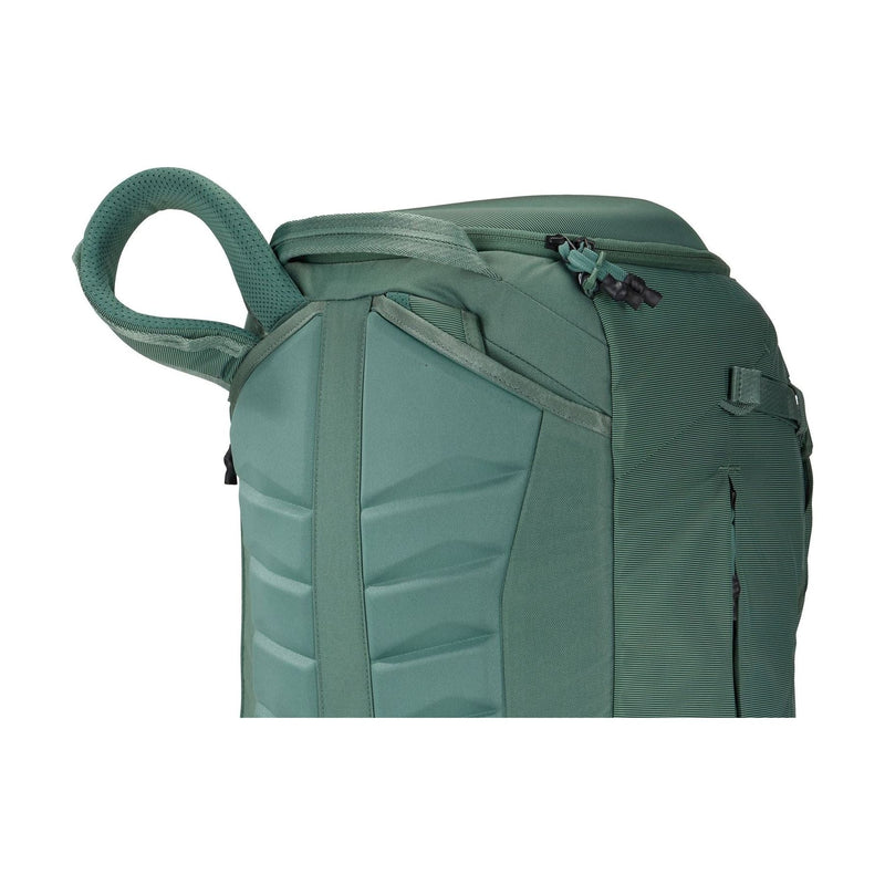 Thule Landmark 40L travel pack hazy green