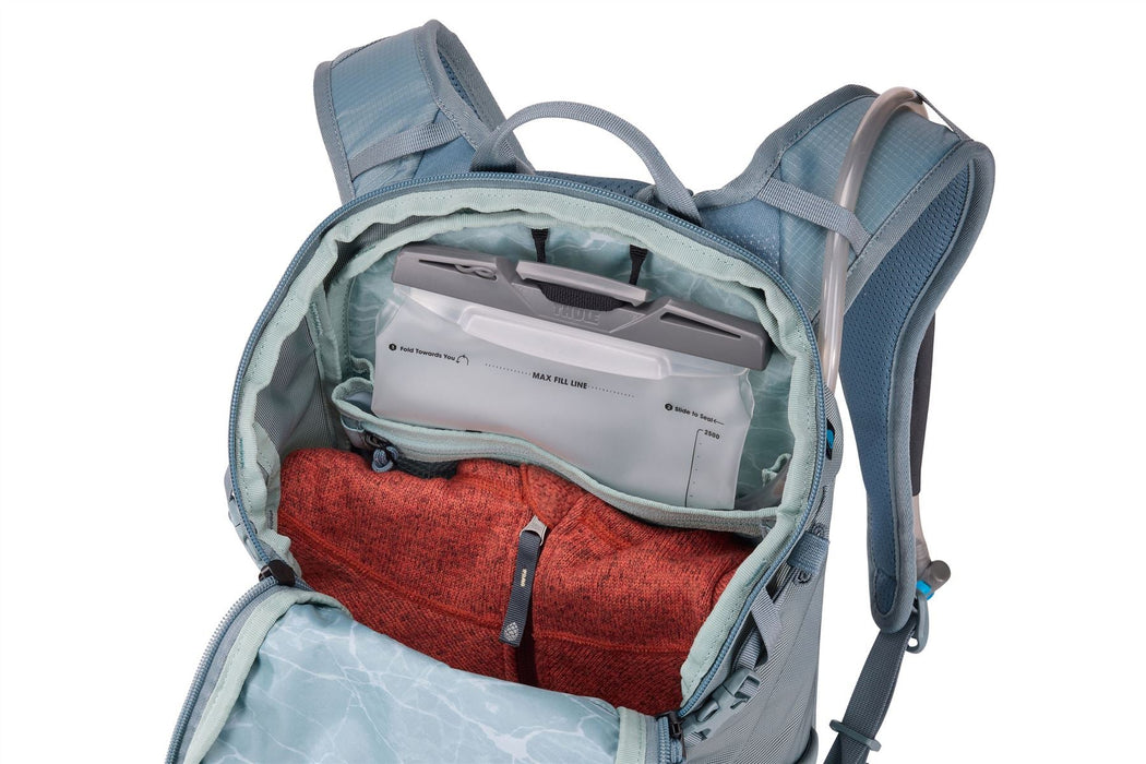Thule AllTrail hydration pack 16L Pond grey - Thule - My Roof Bars