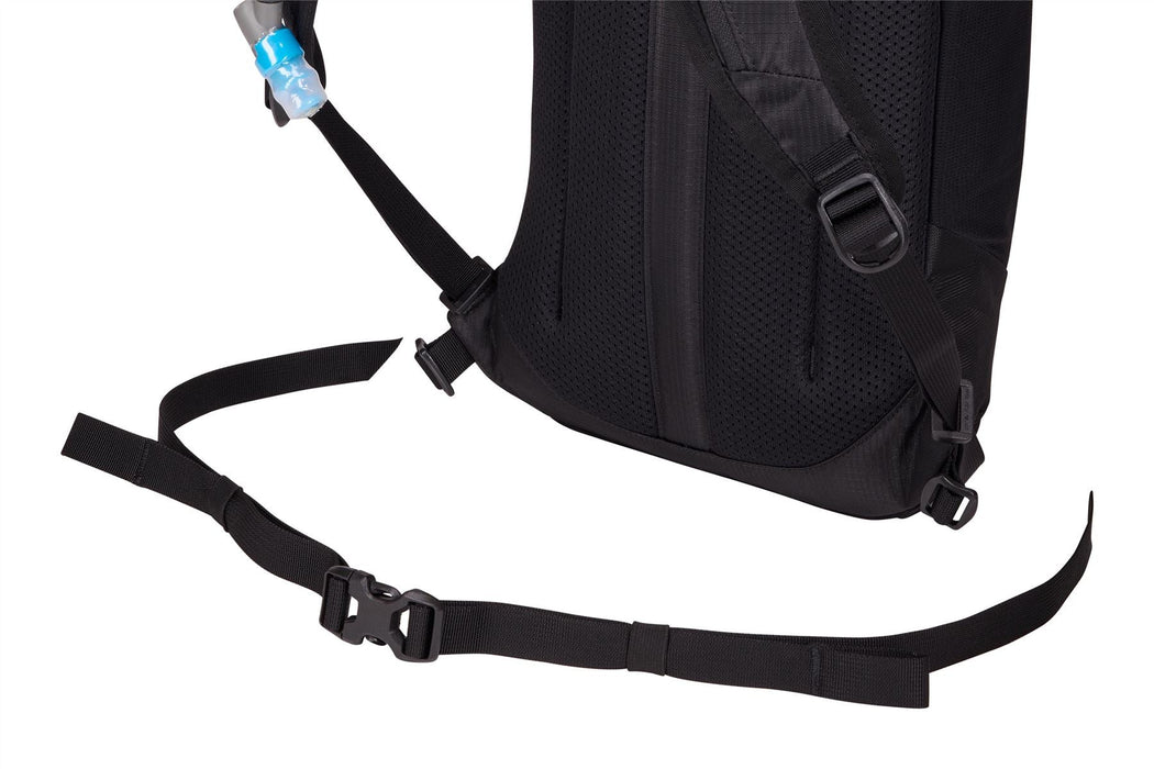 Thule AllTrail hydration pack 10L black - Thule - My Roof Bars