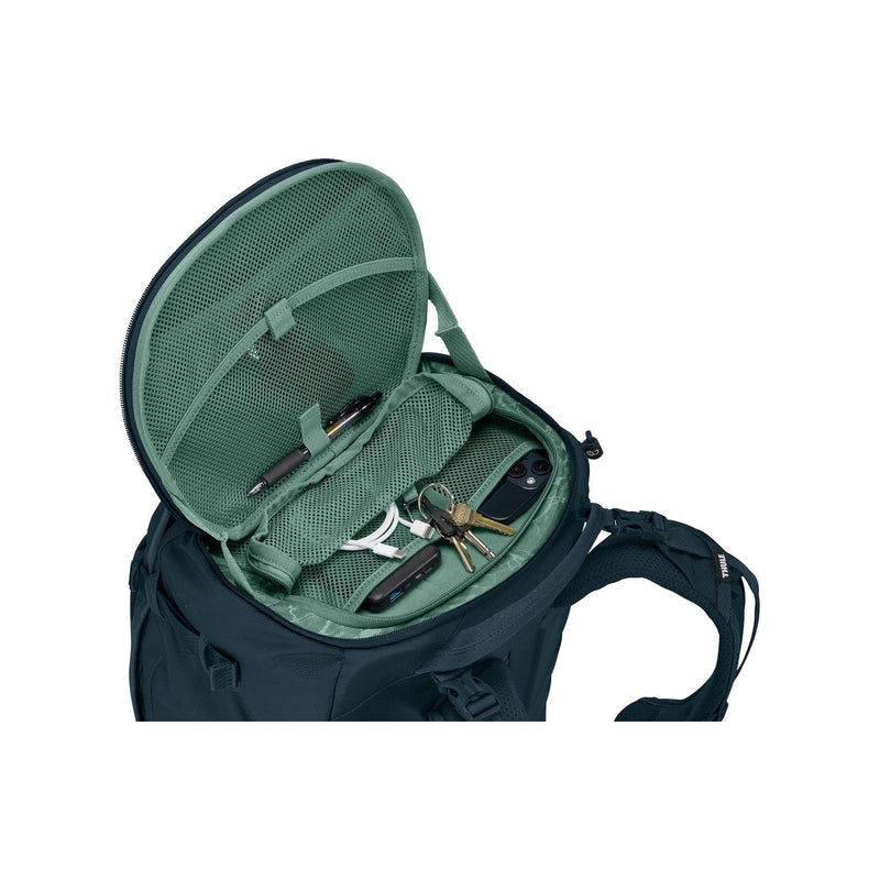 Thule Landmark 60L Women's travel pack darkest blue