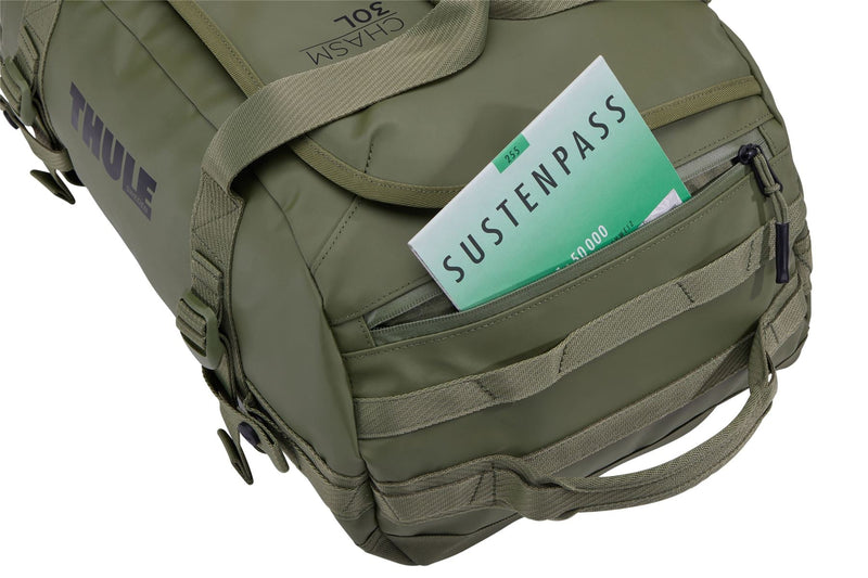 Thule Chasm 30L duffel bag olivine green